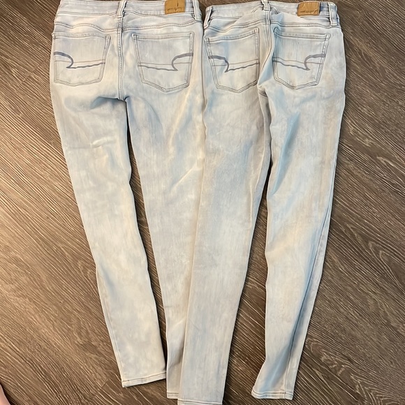 American Eagle Light washed jeans - Picture 2 of 5